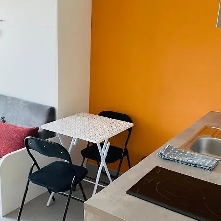 Studio And Its Terrace View Apartment *