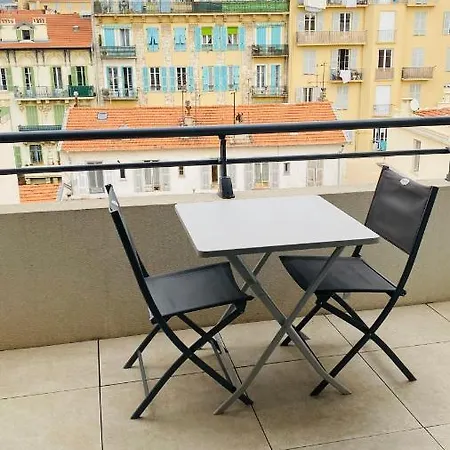 Lejlighed Studio And Its Terrace View